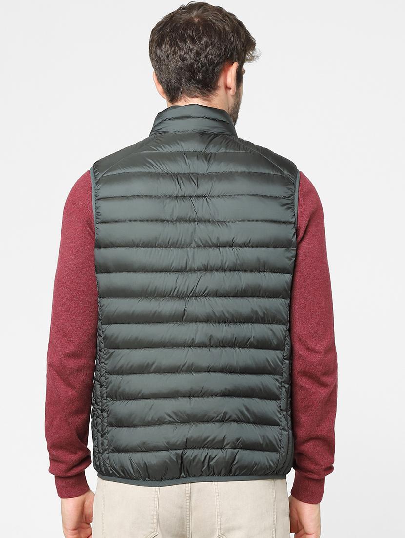 green solid quilted jacket - 18083807 - Standard Image - 3