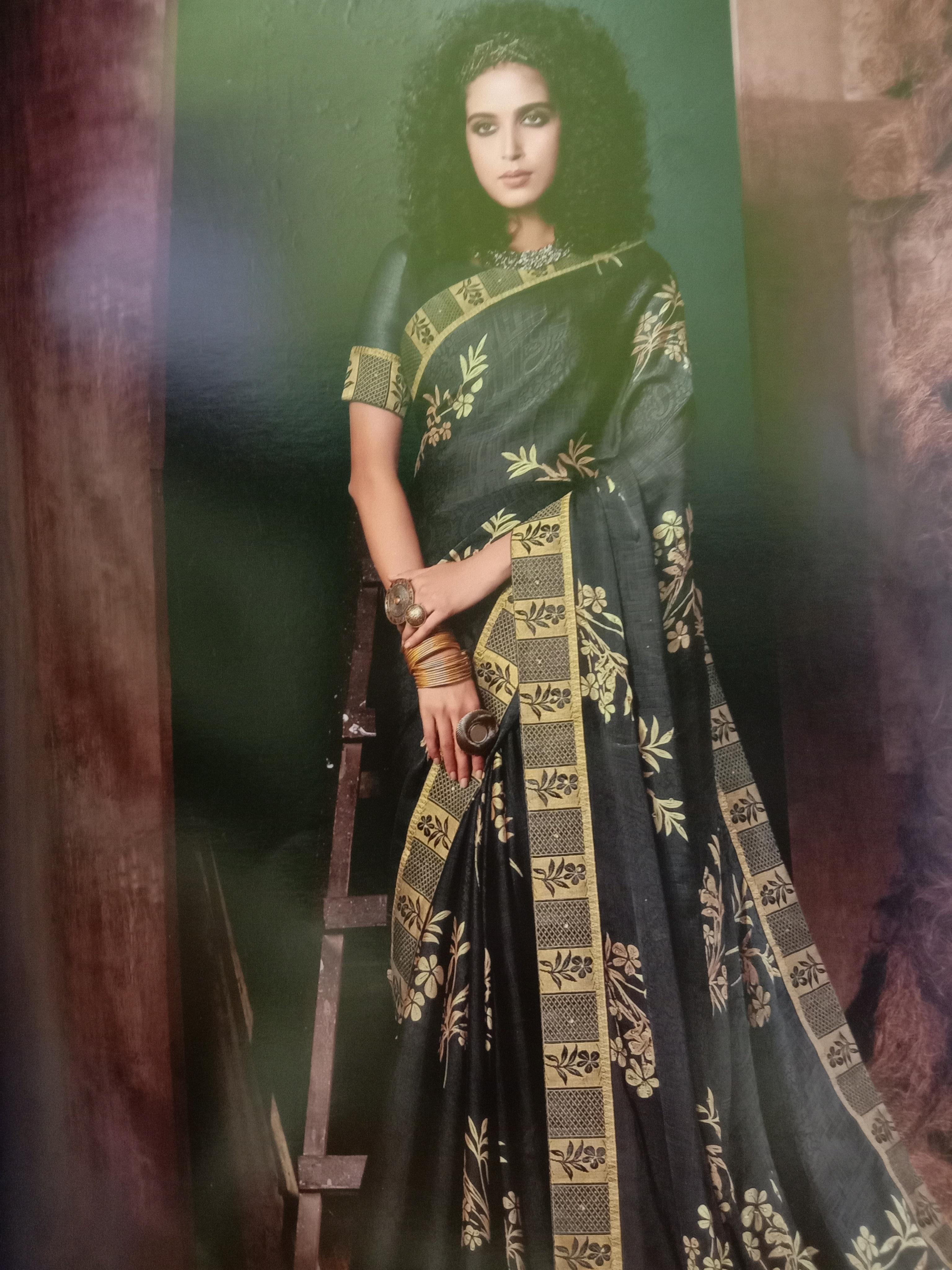 sarees in the silk - 18101641 - Zoom Image - 0