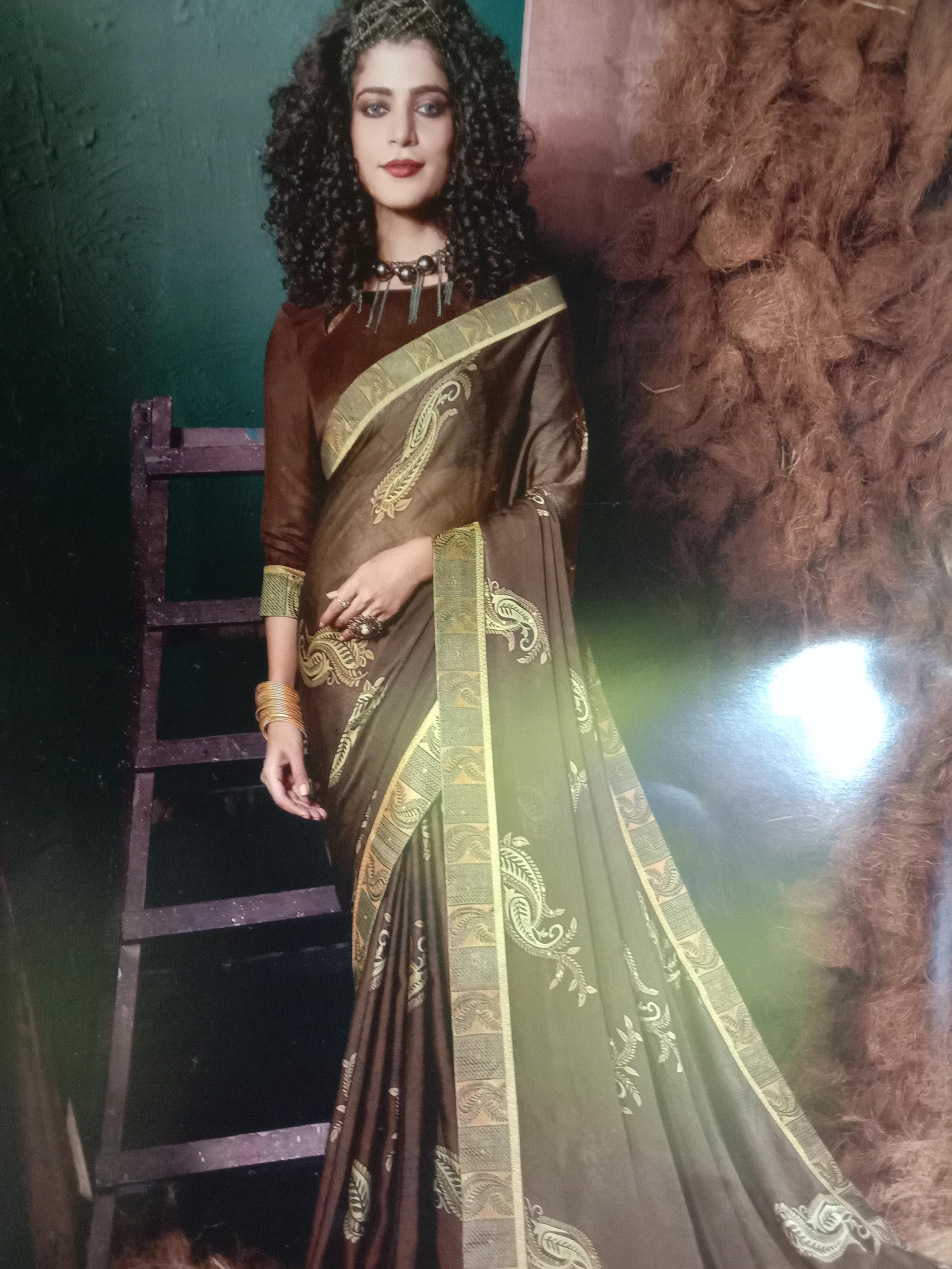 sarees in the silk - 18104655 - Zoom Image - 0
