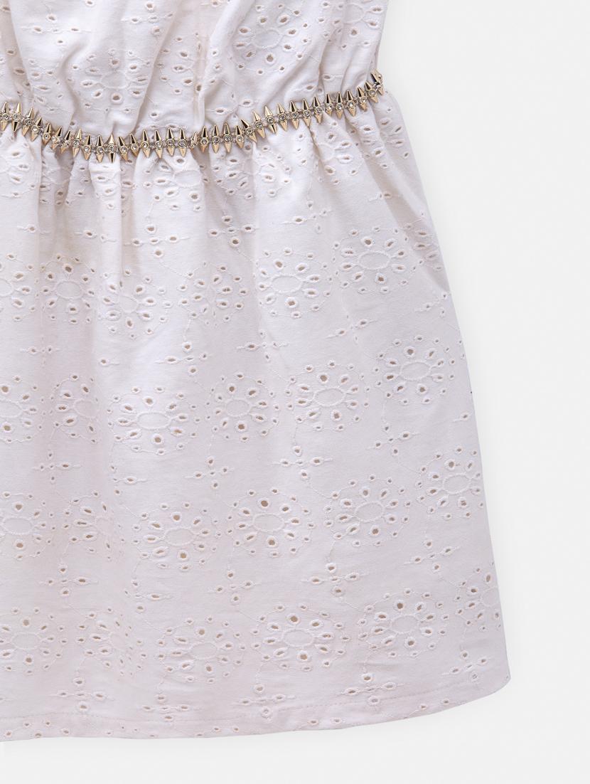 white solid frock - 18118699 - Standard Image - 3