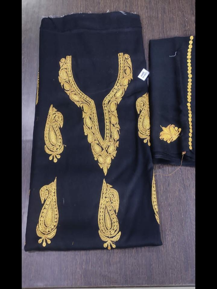 ladies suit - 18165518 - Zoom Image - 0