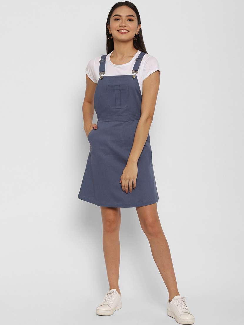 front-pocket solid pinafore dress - 18170380 - Standard Image - 3