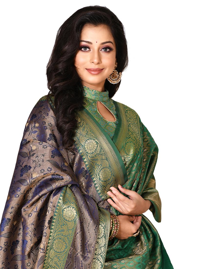 zari work kanjivaram saree with blouse - 18178626 - Standard Image - 3