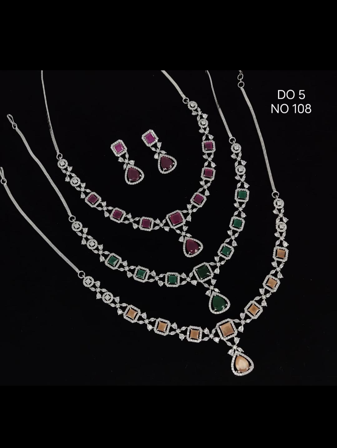 jewellery set  - 18179228 -  Zoom Image - 0