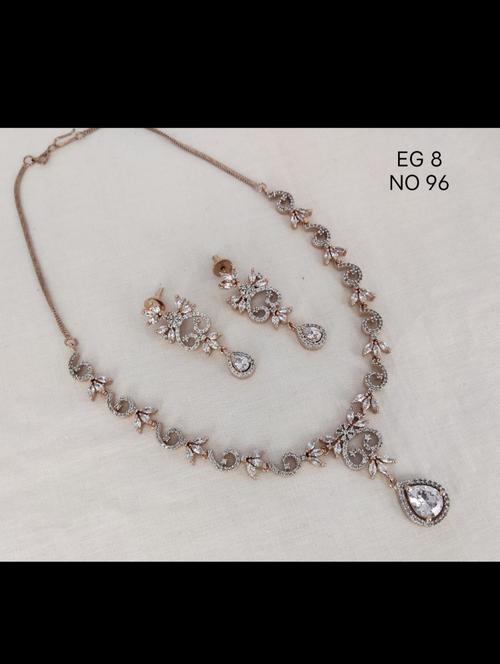 jewellery set - 18179304 - Standard Image - 0