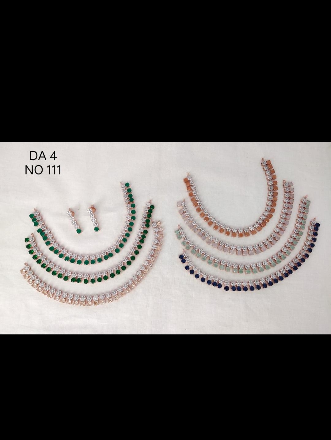 jewellery set  - 18179305 -  Zoom Image - 0