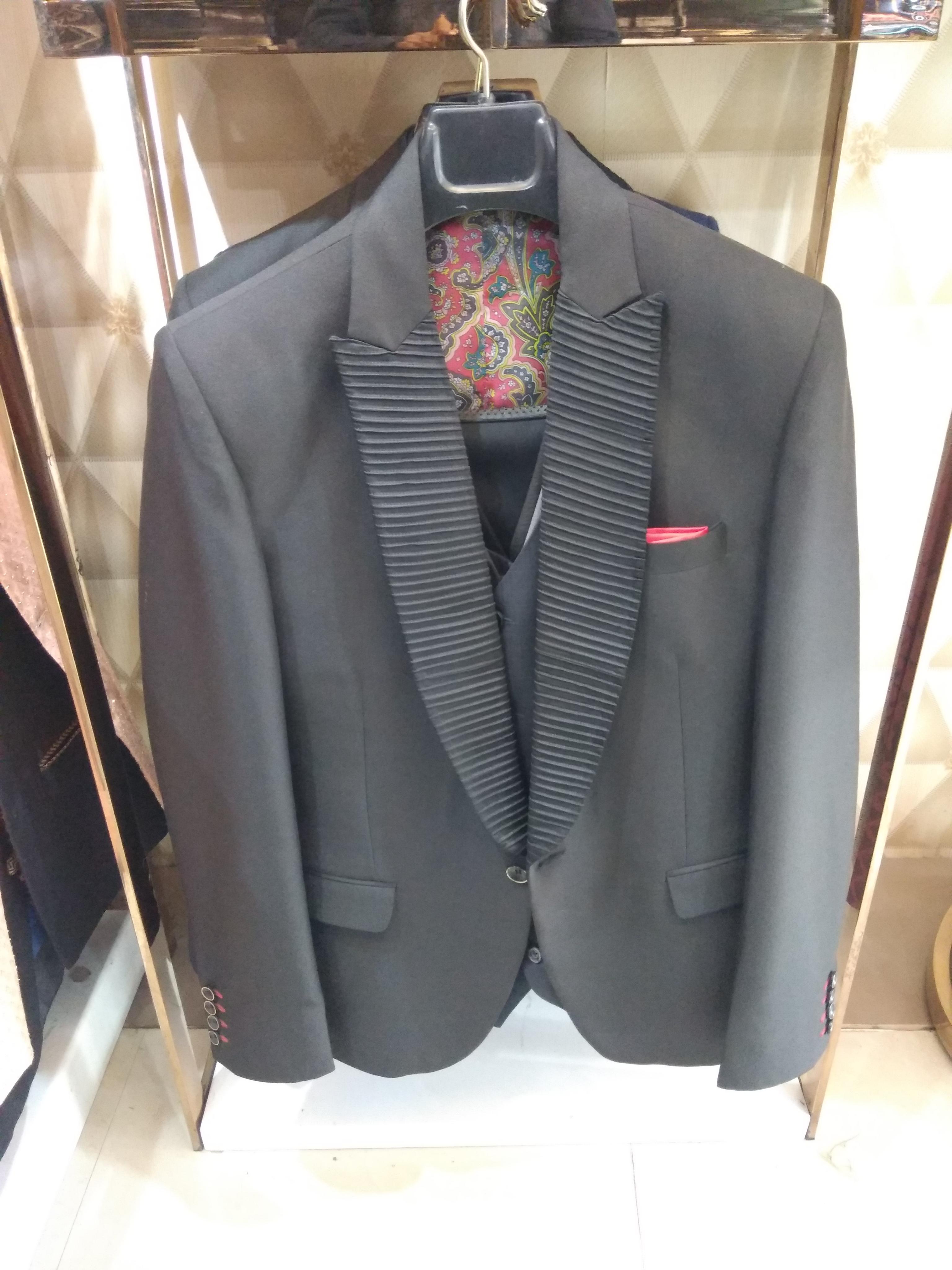 tak suit for men's  - 18184120 -  Zoom Image - 0