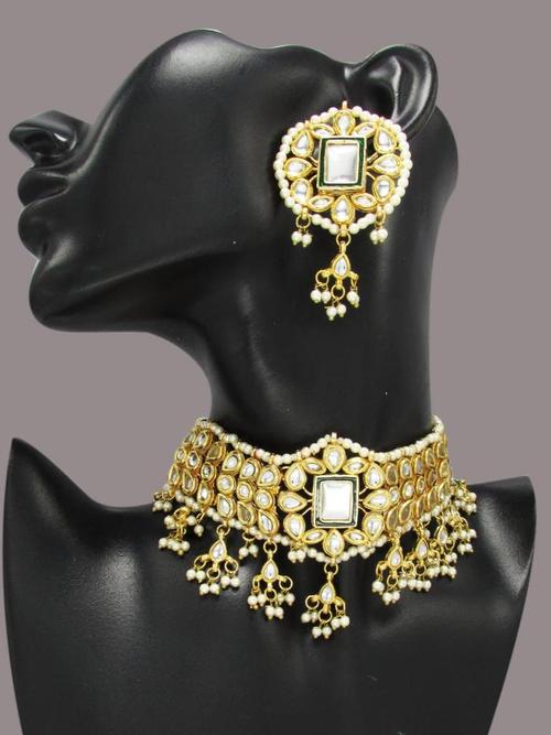 kundan with menakari chauker neckacess - 18187013 - Standard Image - 0