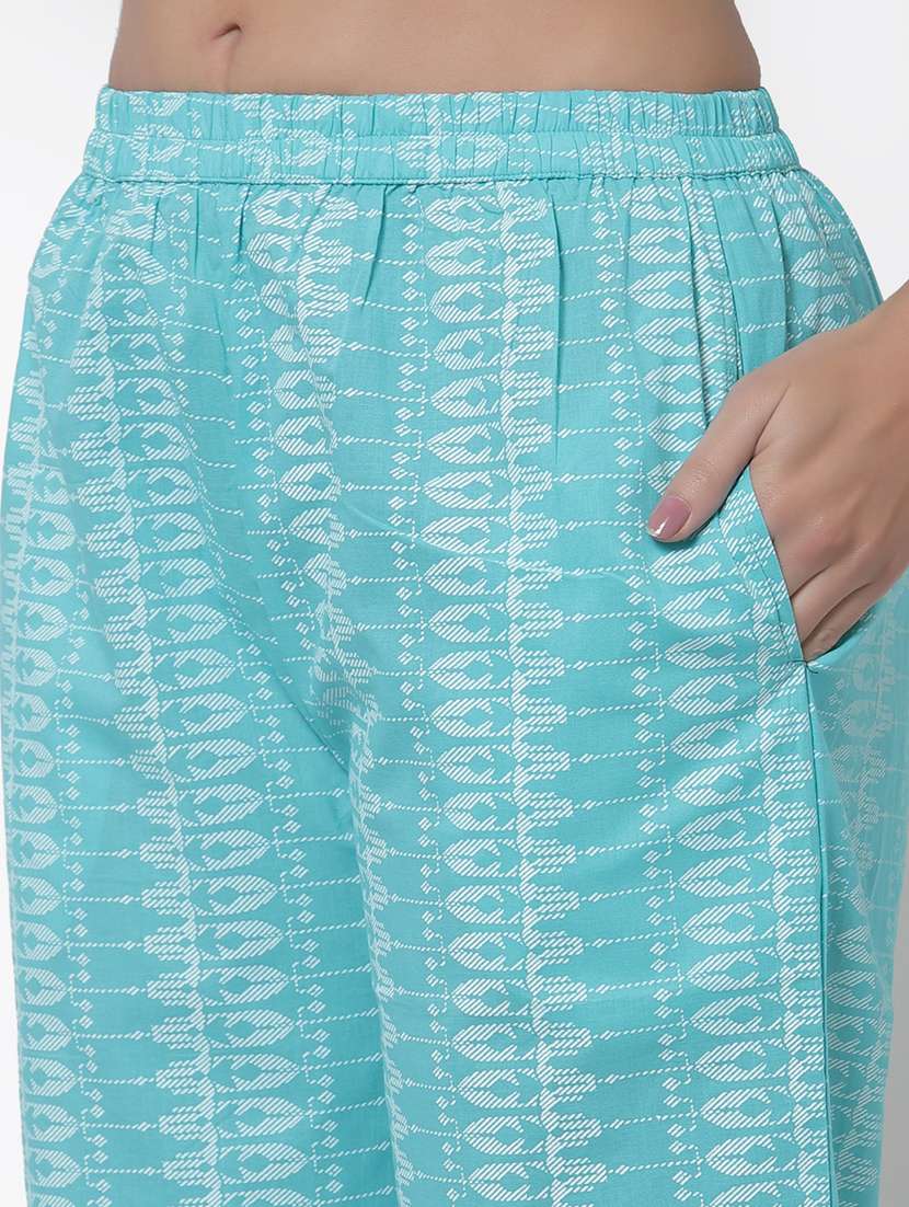 turquoise suit set - 18192466 -  Standard Image - 5