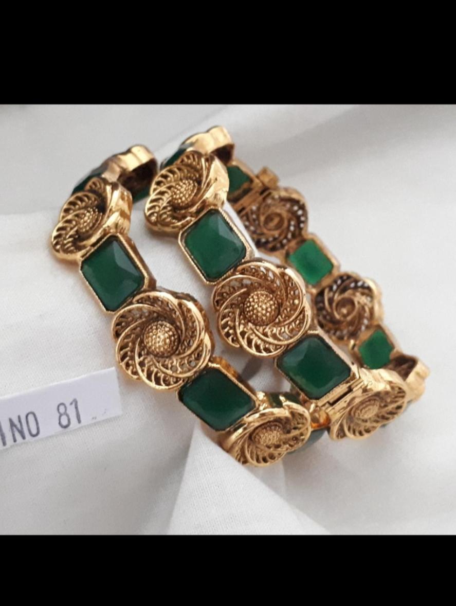 fancy bangles - 18195998 - Zoom Image - 0
