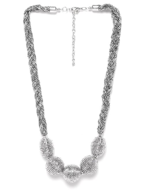 silver metal necklace - 18199085 -  Standard Image - 0