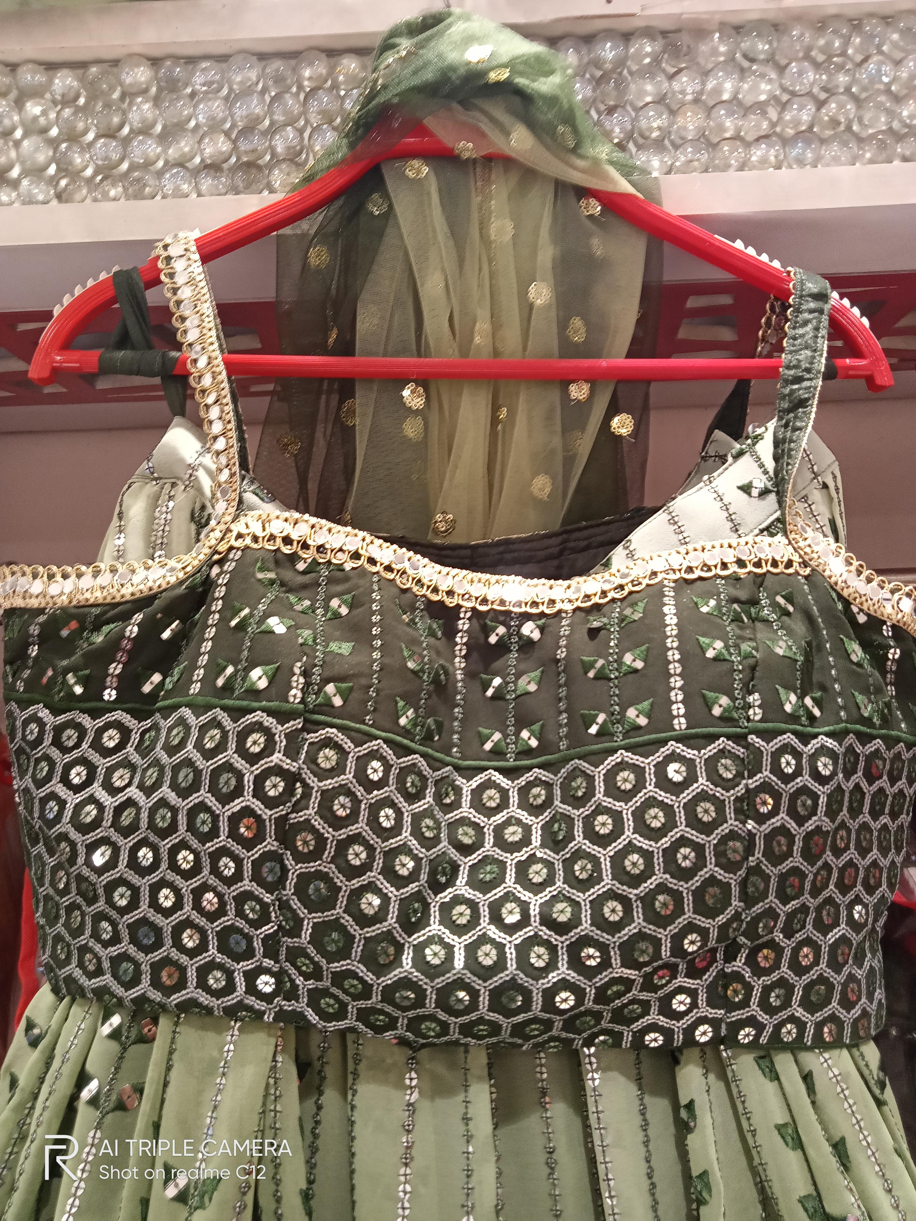 lehenga with net dupatta - 18202429 - Zoom Image - 0