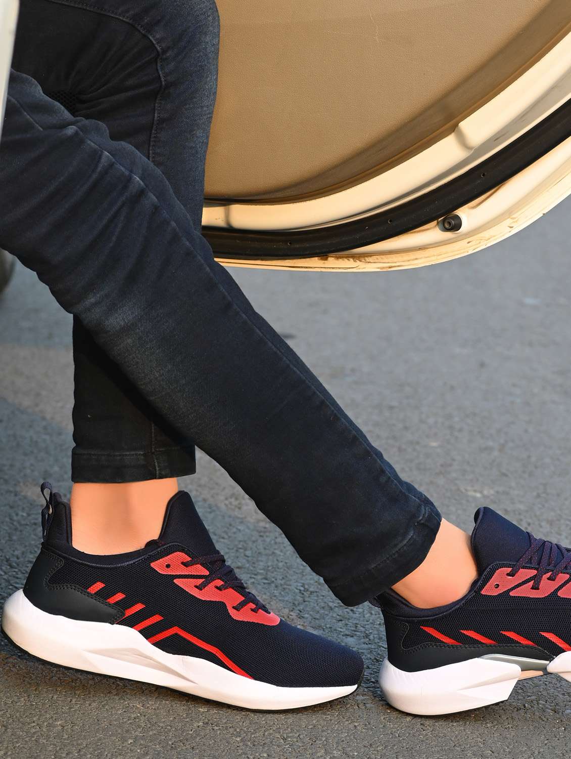 navy mesh sport shoes - 18207020 -  Standard Image - 3