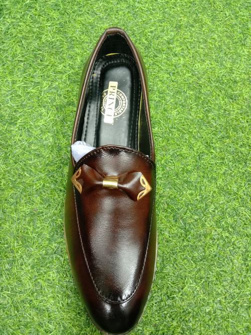 formal shoes  - 18207653 -  Standard Image - 0