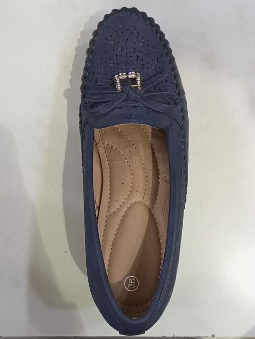 ladies shoes - 18207848 - Standard Image - 0