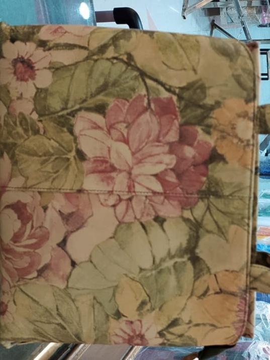 hand bags  - 18210361 -  Zoom Image - 0