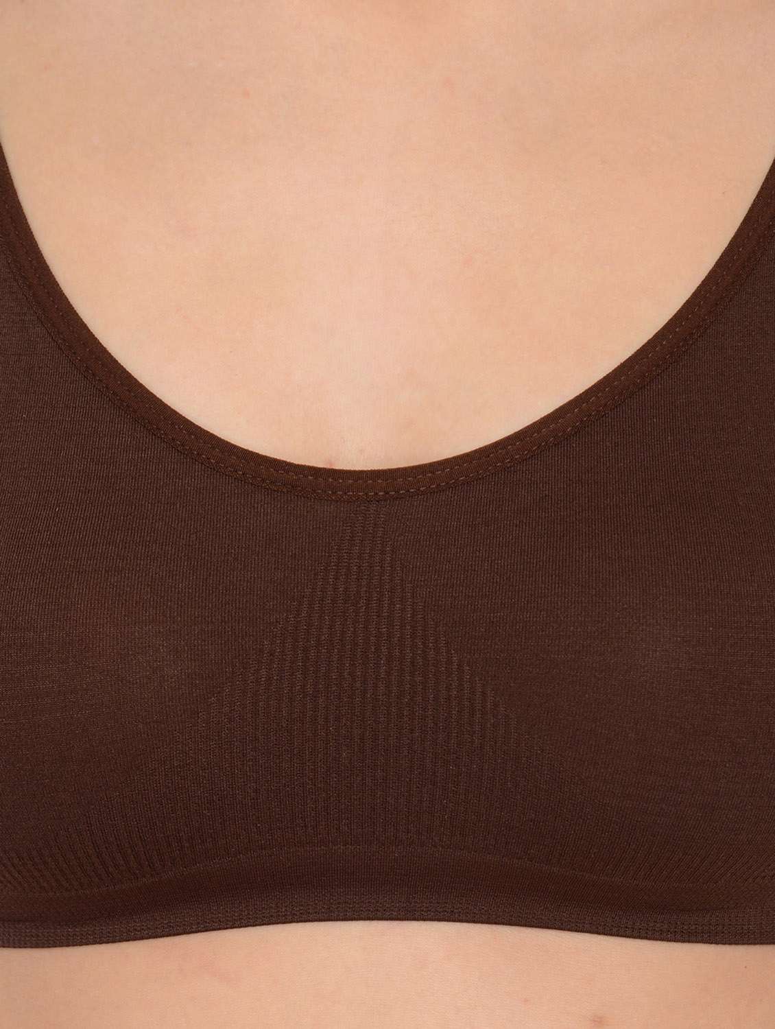 set of 2 solid sports bra - 18217946 -  Standard Image - 8