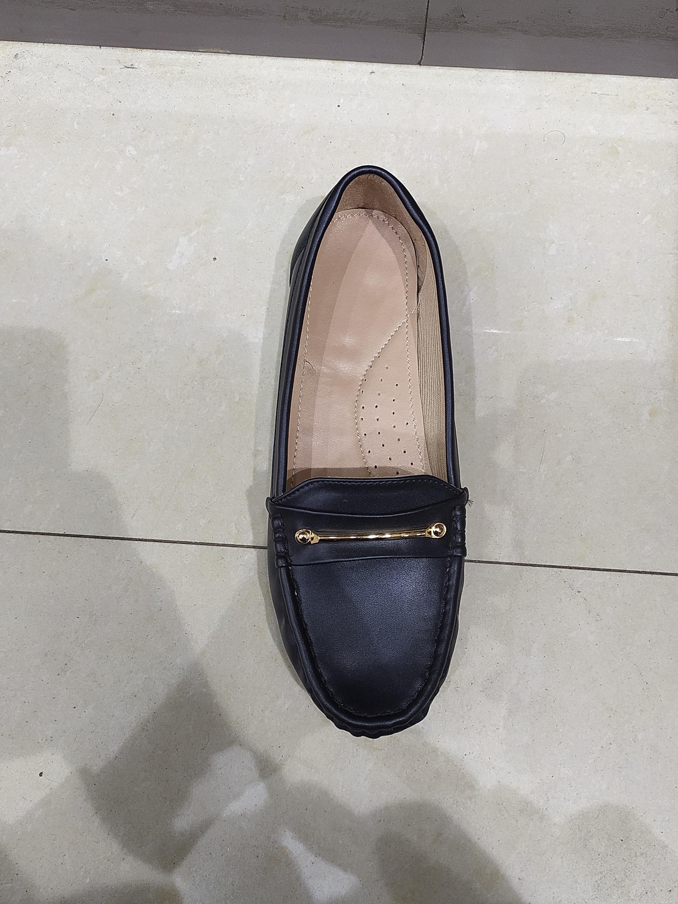 women casual sandals - 18218314 - Zoom Image - 0