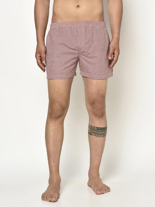 red checkered boxer - 18224427 - Standard Image - 0