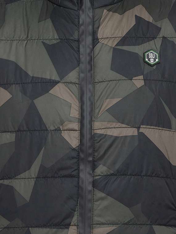 black camouflage reversible quilted jacket - 18231241 -  Standard Image - 5