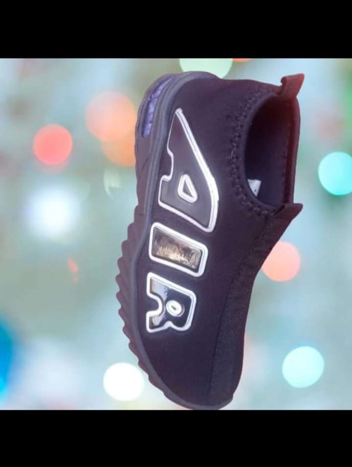 kids shoes  - 18232842 -  Zoom Image - 0
