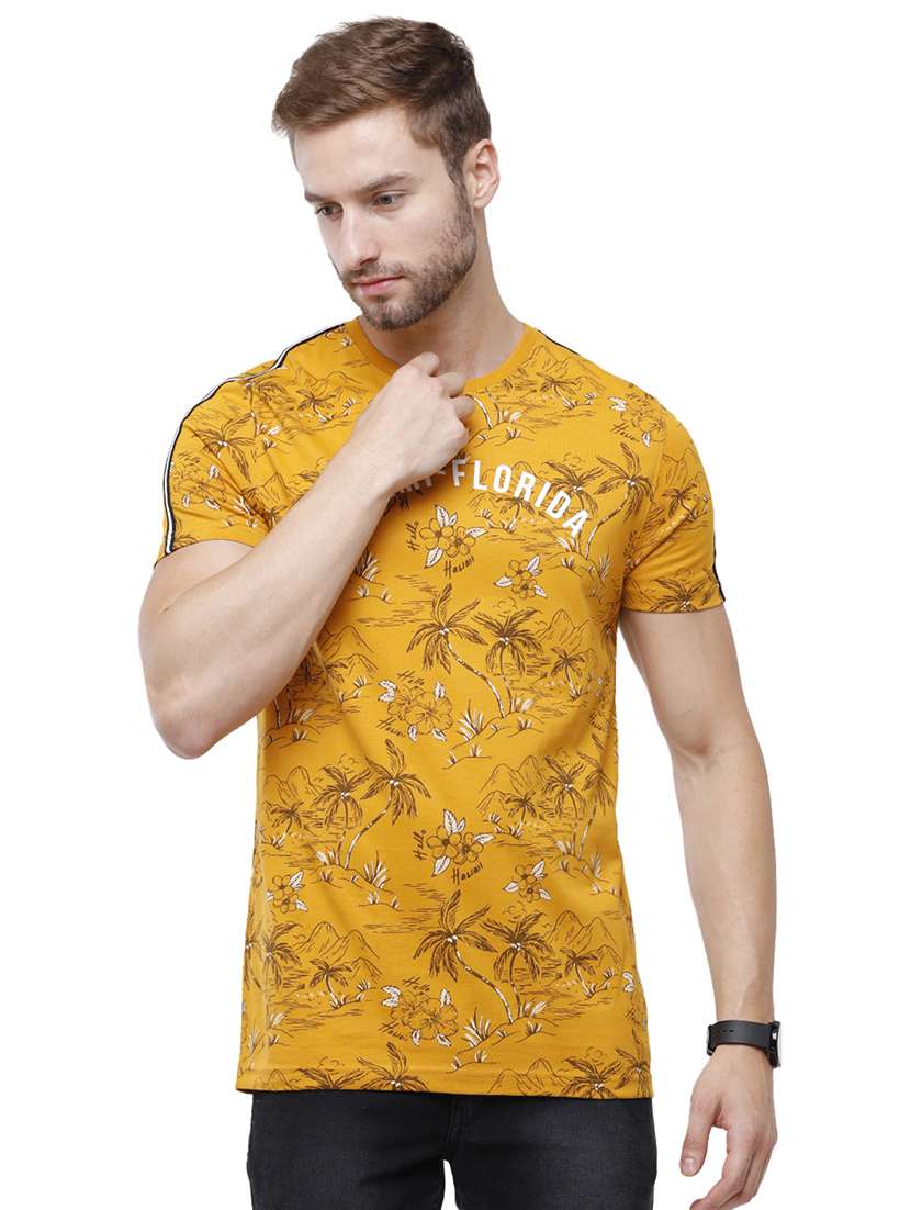 yellow all over print t-shirt