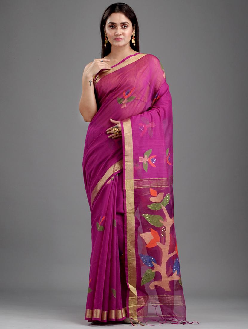 magenta handloom saree with blouse - 18248052 - Zoom Image - 0