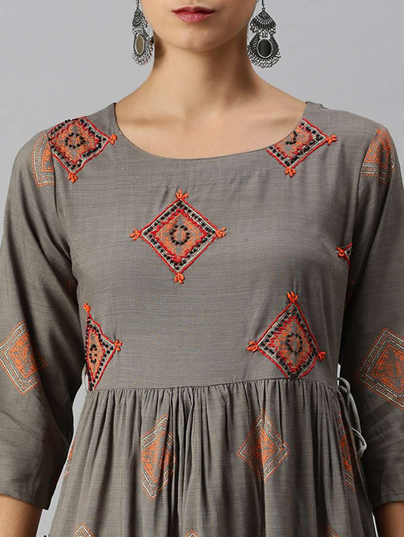 women's a-line kurta - 18249182 -  Standard Image - 3
