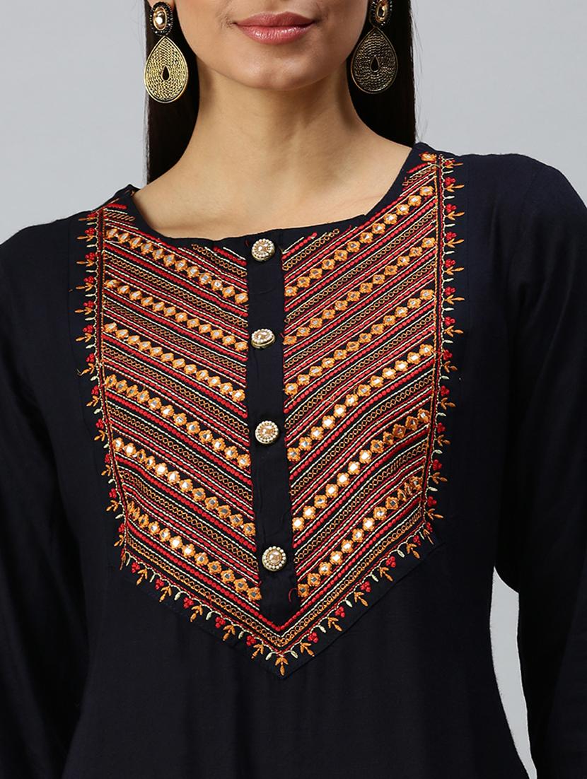 embroidered a-line ethnic dress - 18249223 - Standard Image - 3