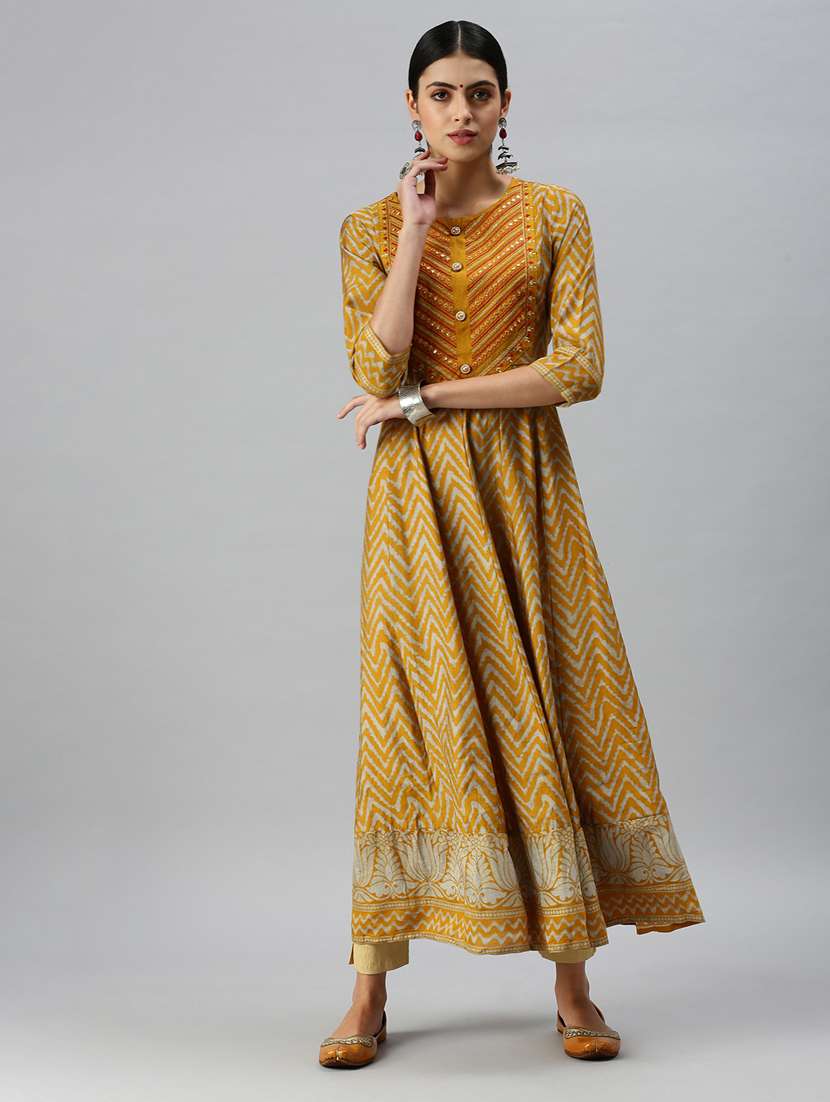 women's flared kurta