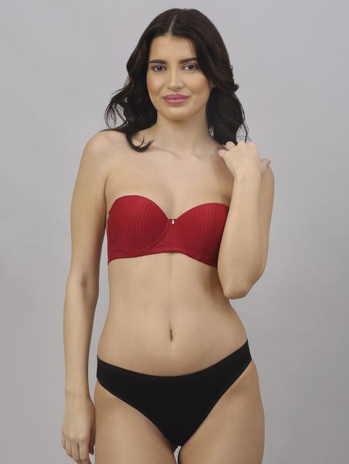 red striped bras and panty set - 18251232 -  Standard Image - 0