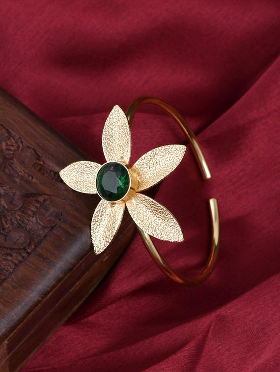 cydus green agate floral bracelet - 18259804 - Zoom Image - 0