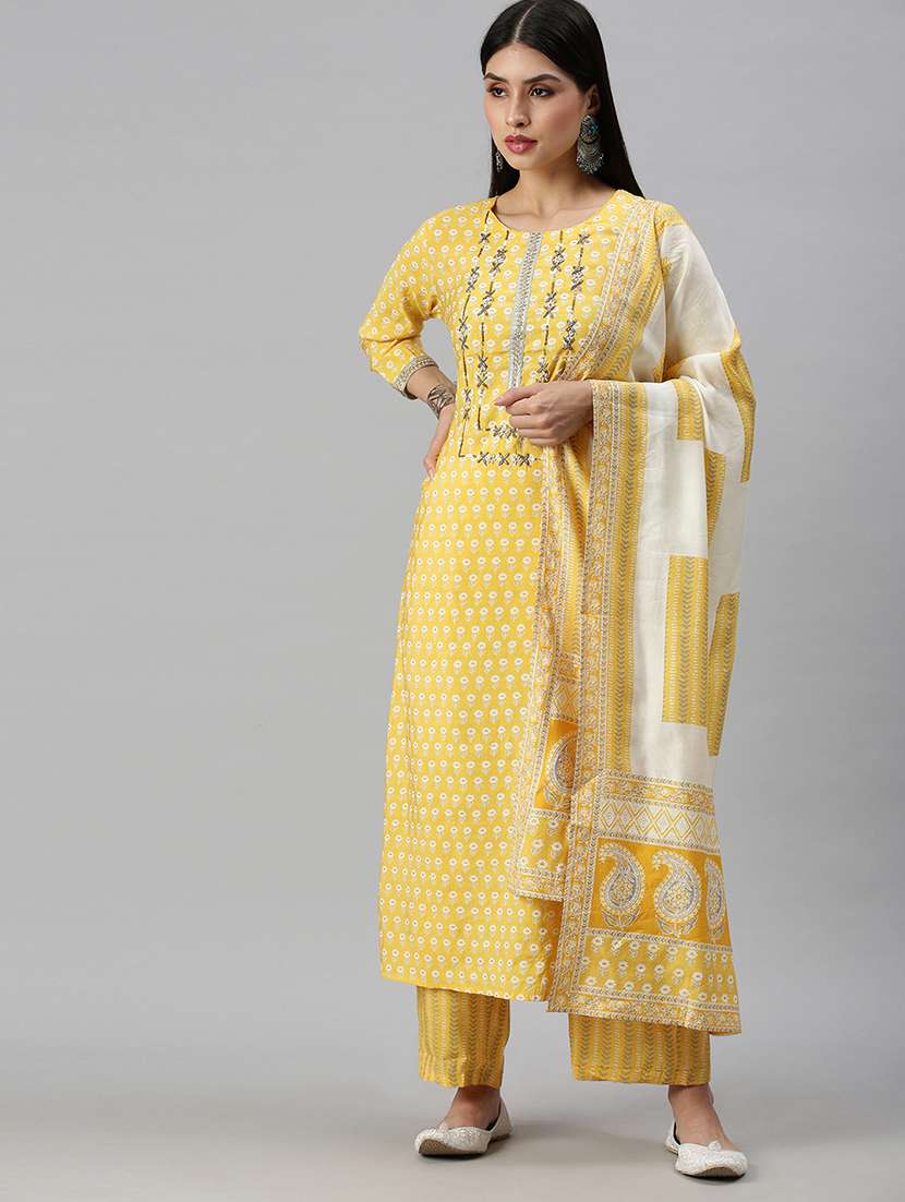 women floral kurta palazzo set with dupatta