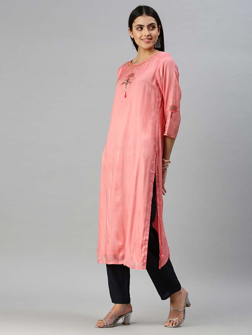 women embroidered kurta pant set with dupata - 18260960 -  Standard Image - 3