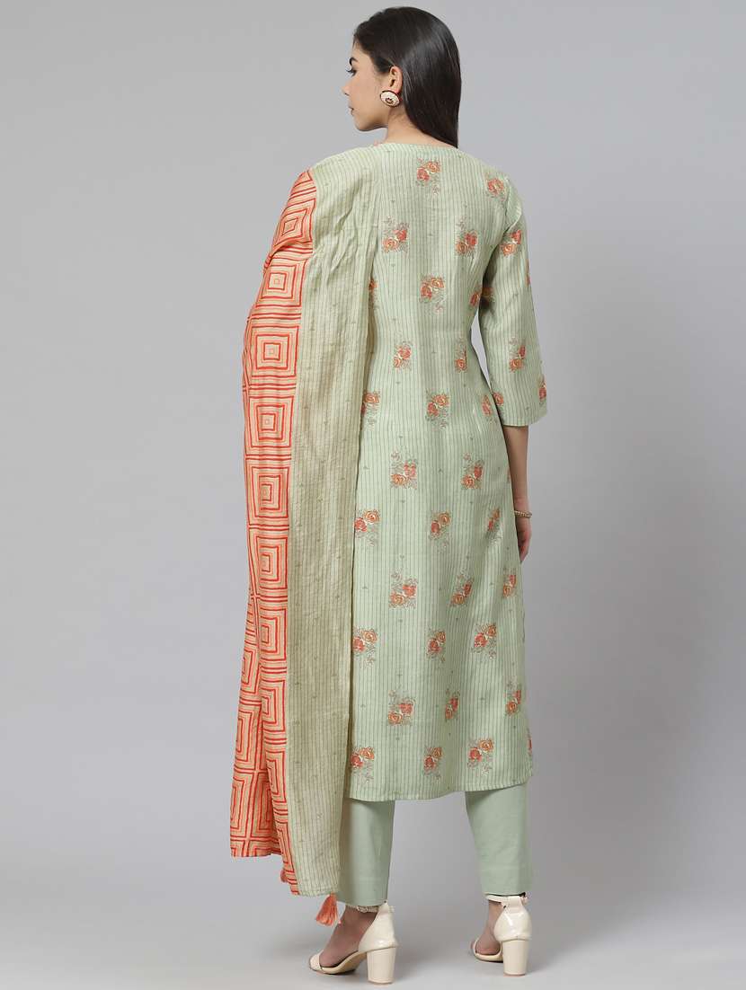 green suit set - 18261343 - Standard Image - 3
