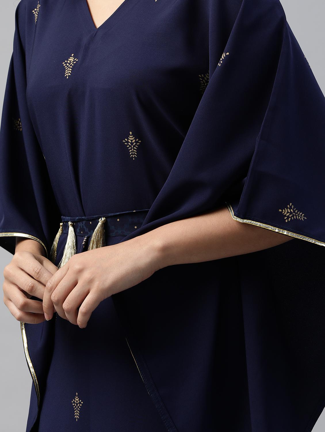 blue crepe kaftan set - 18261626 - Standard Image - 3