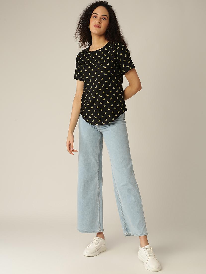 round neck printed top - 18266494 - Standard Image - 3