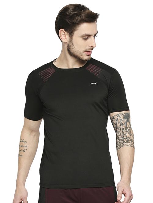 black solid t-shirt - 18273664 -  Standard Image - 0