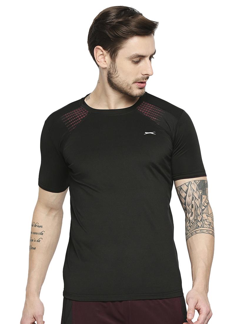 black solid t-shirt - 18273664 -  Zoom Image - 0