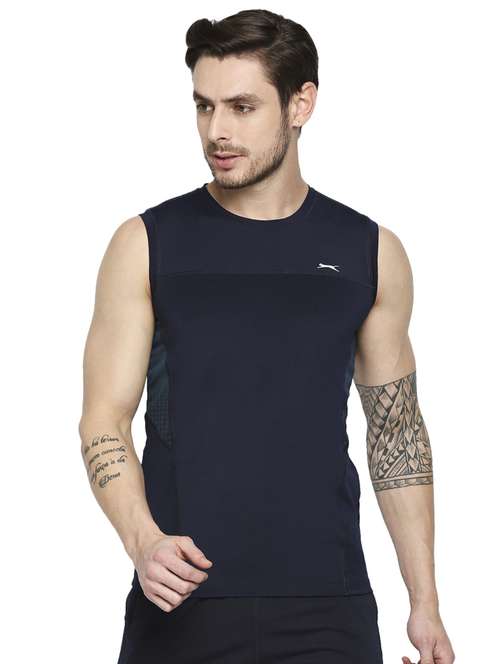 navy blue color-blocked t-shirt - 18273687 -  Standard Image - 0