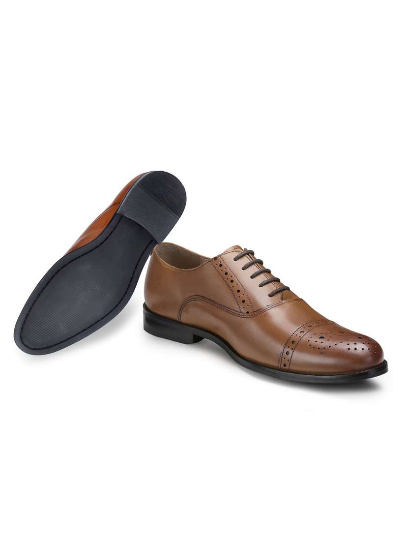 men tan lace-up brouges - 18280623 -  Standard Image - 5