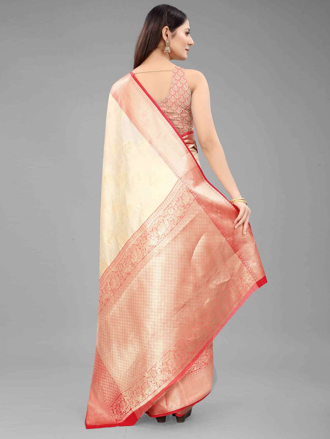 women's self design white colored saree with blouse - 18280792 -  Standard Image - 3