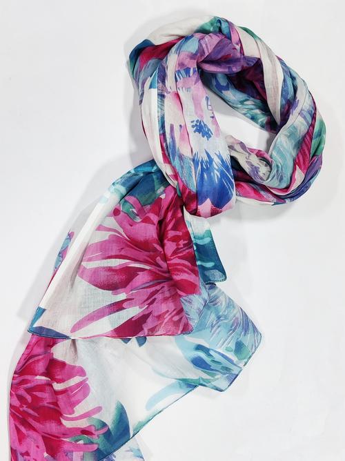 cotton scarf export quality  - 18281882 -  Standard Image - 0