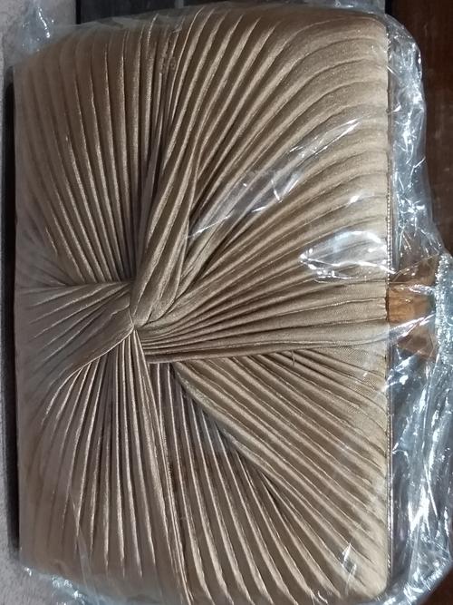 hand bags  - 18284890 -  Standard Image - 0