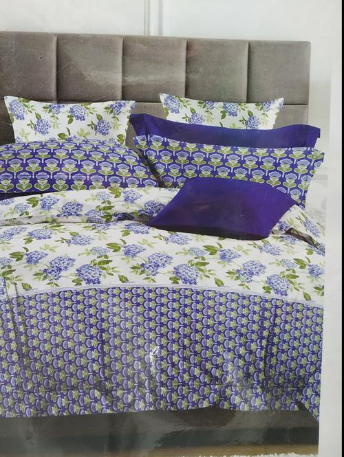 double bed bedsheets  - 18285405 -  Standard Image - 0