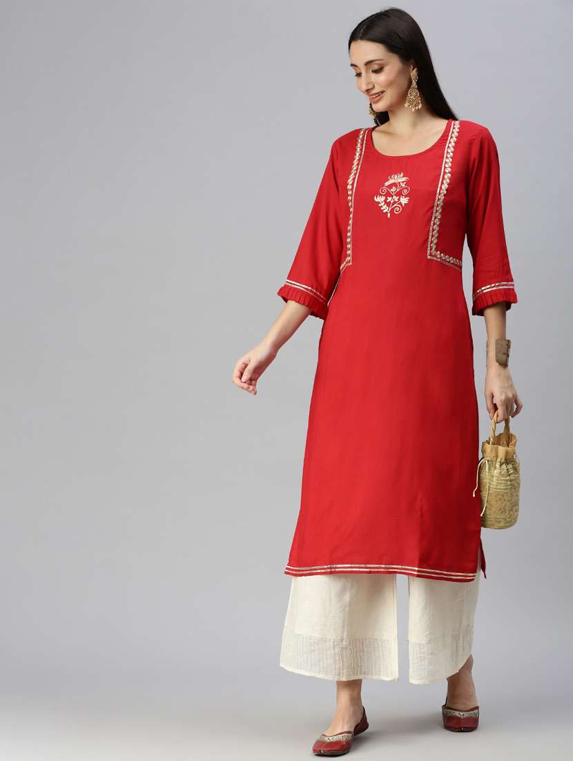 women red zari work round neck kurta palazzo set