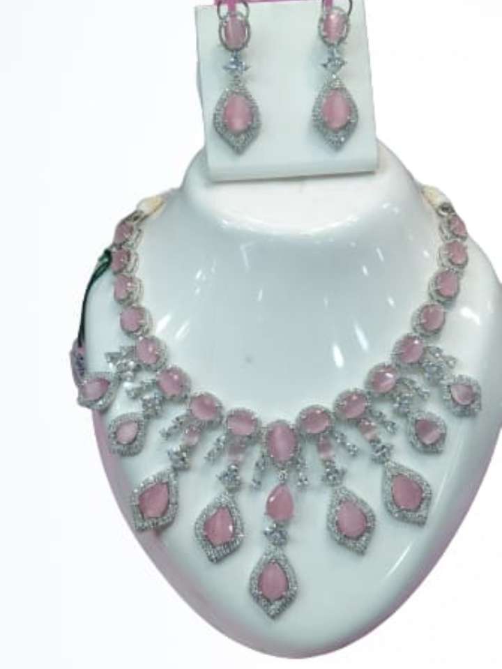 pink tone statement necklace with earring