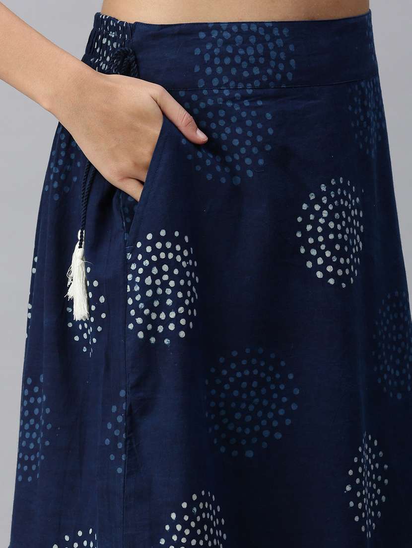 blue printed a-line skirt - 18289822 -  Standard Image - 5