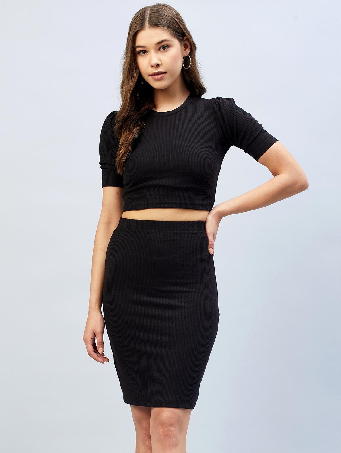 solid crop top and skirt set - 18292618 - Zoom Image - 0