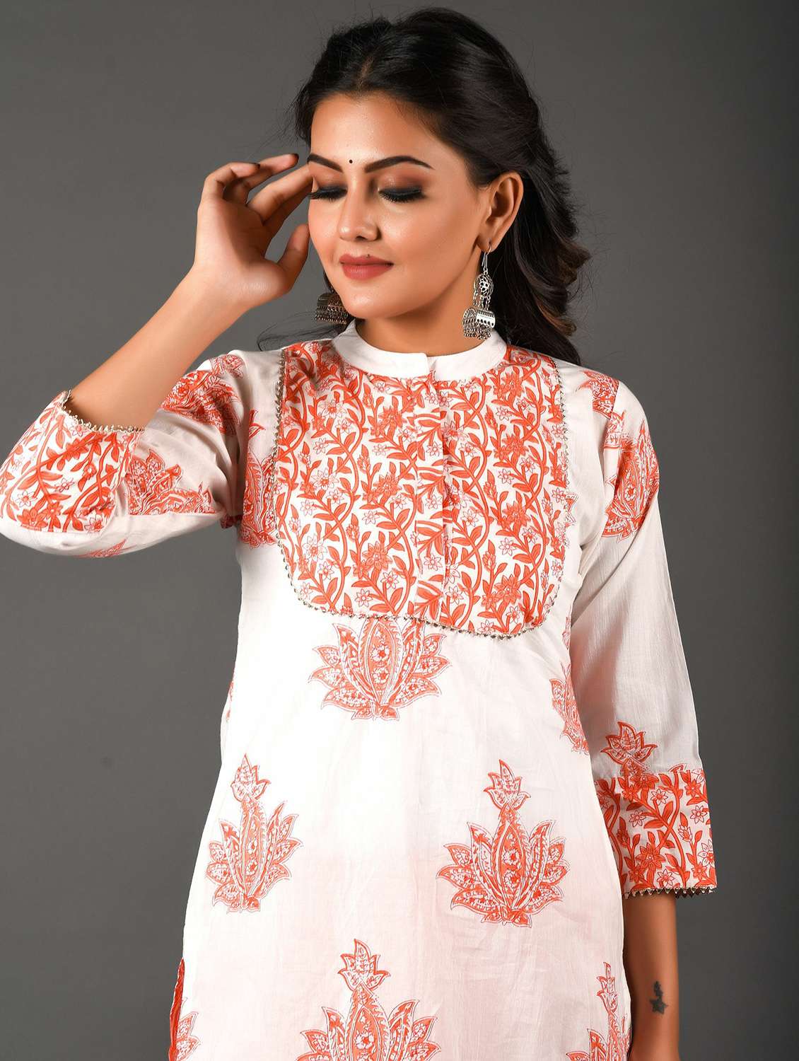 women three quarter sleeve kurta sharara with dupatta set - 18294460 -  Standard Image - 3